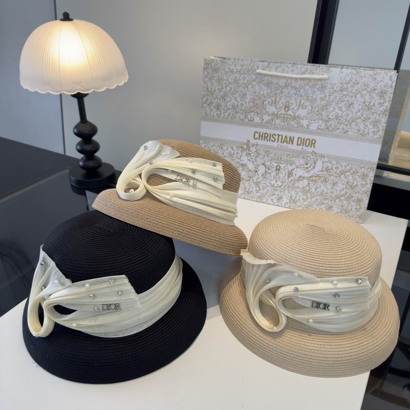 Dior top hat (883)