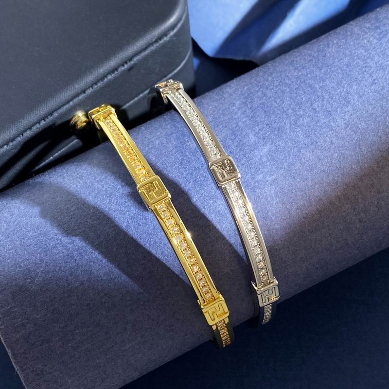 Fendi  Bracelet  03yxs01 (6)