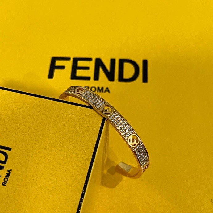 Fendi  Bracelet  03yxs02 (15)