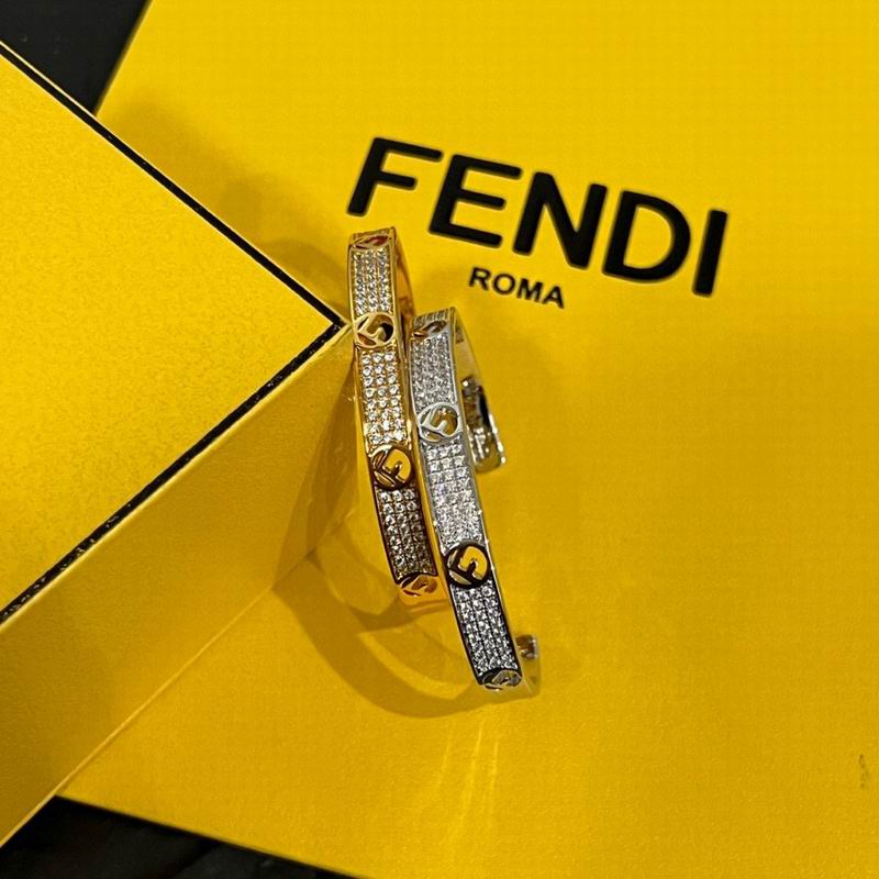 Fendi  Bracelet  03yxs02 (5)