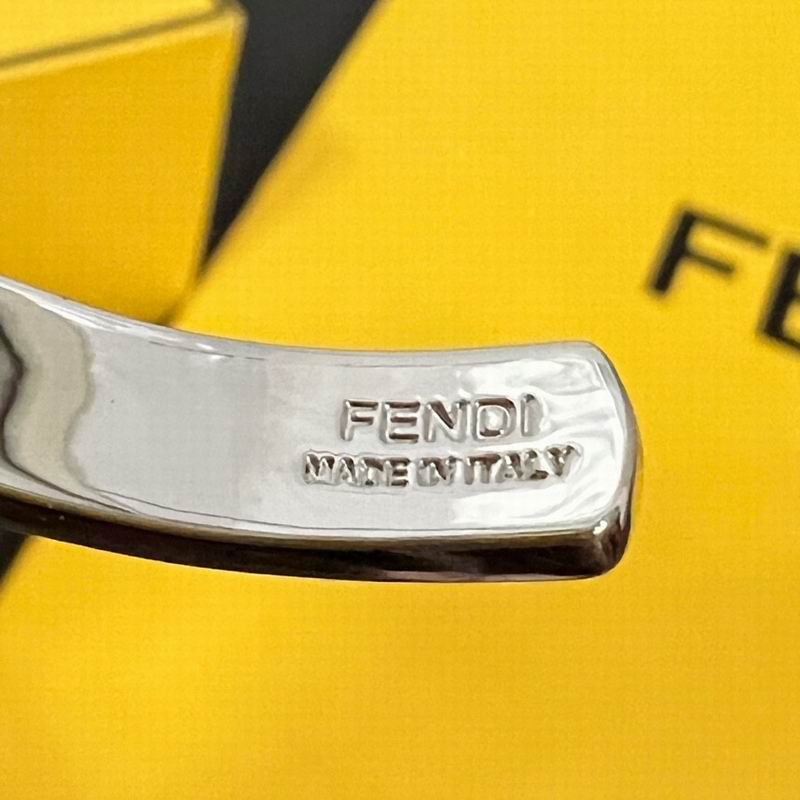 Fendi  Bracelet  03yxs02 (6)