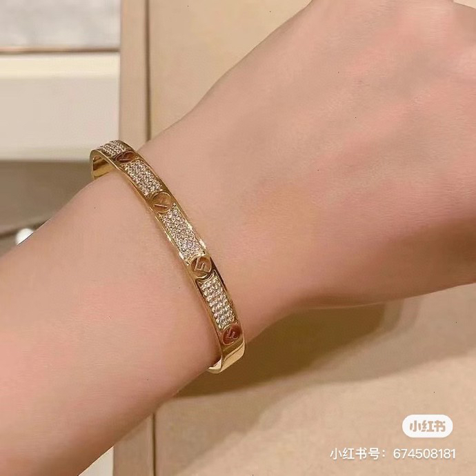 Fendi  Bracelet  03yxs02 (8)