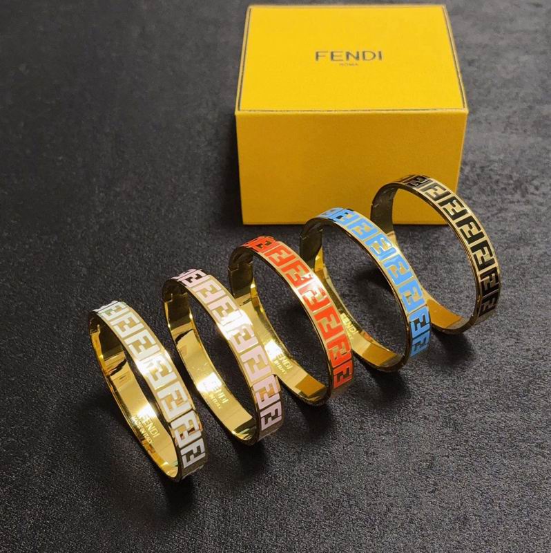 Fendi  Bracelet  05yxs01 (9)