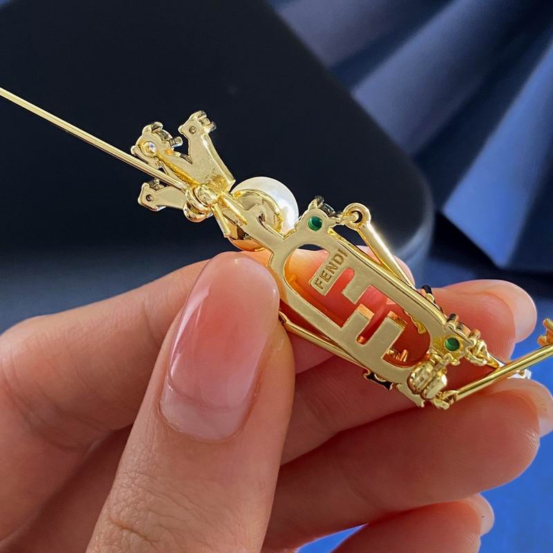 Fendi  Brooch 03yxs01 (5)