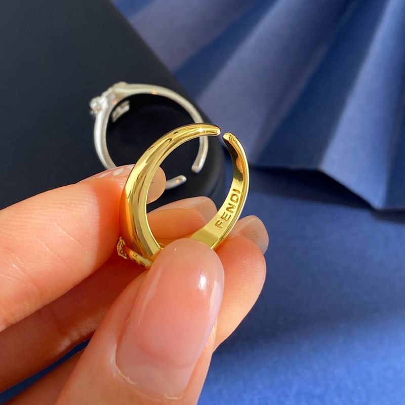 Fendi  Ring 03yxs01 (6)