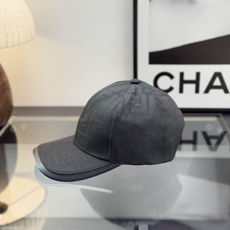 Fendi Cap dx (2017)