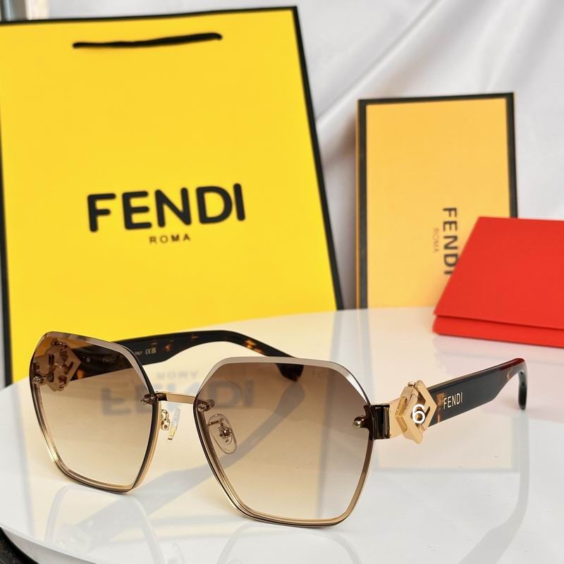 Fendi FE40152I 62 16-140 e01