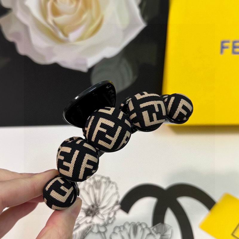 Fendi Hair Grab Clip hh (199)