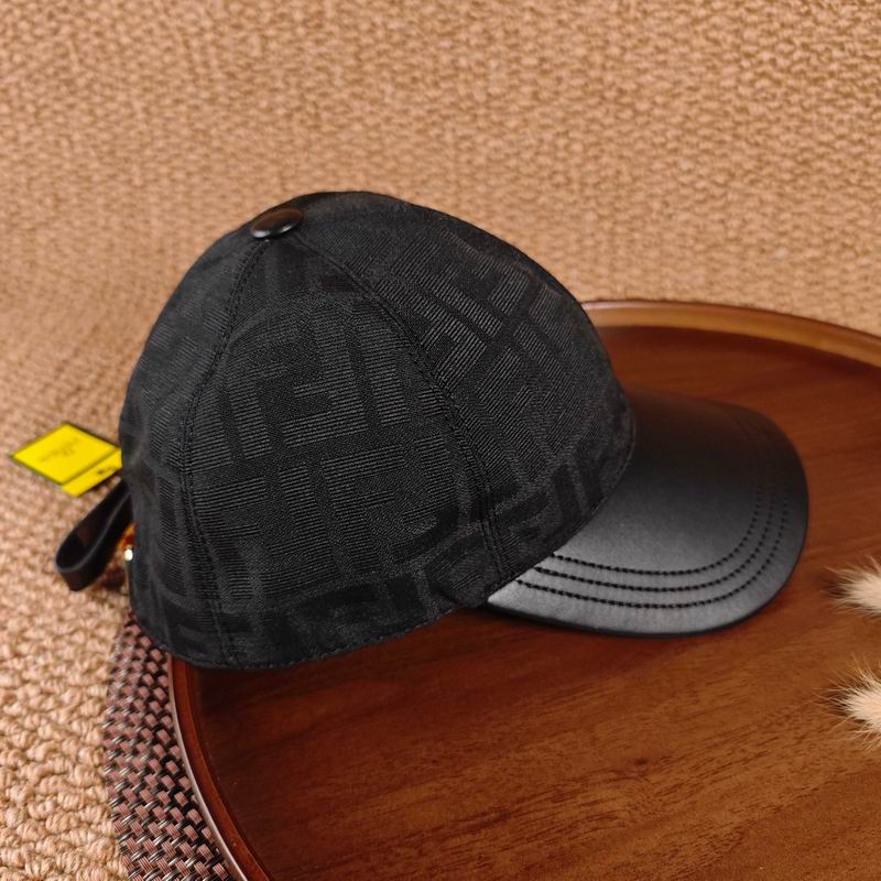 Fendi cap dx (240)