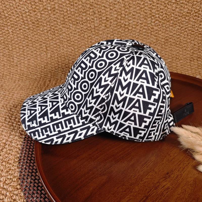 Fendi cap dx (383)
