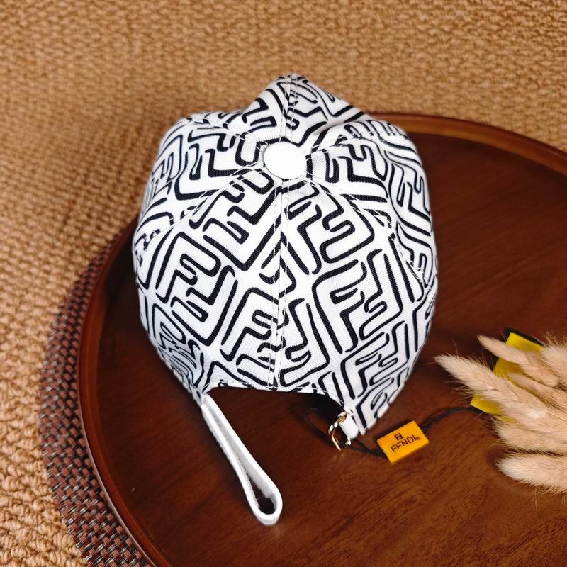 Fendi cap dx (389)