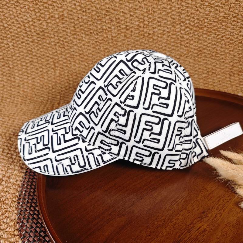 Fendi cap dx (390)