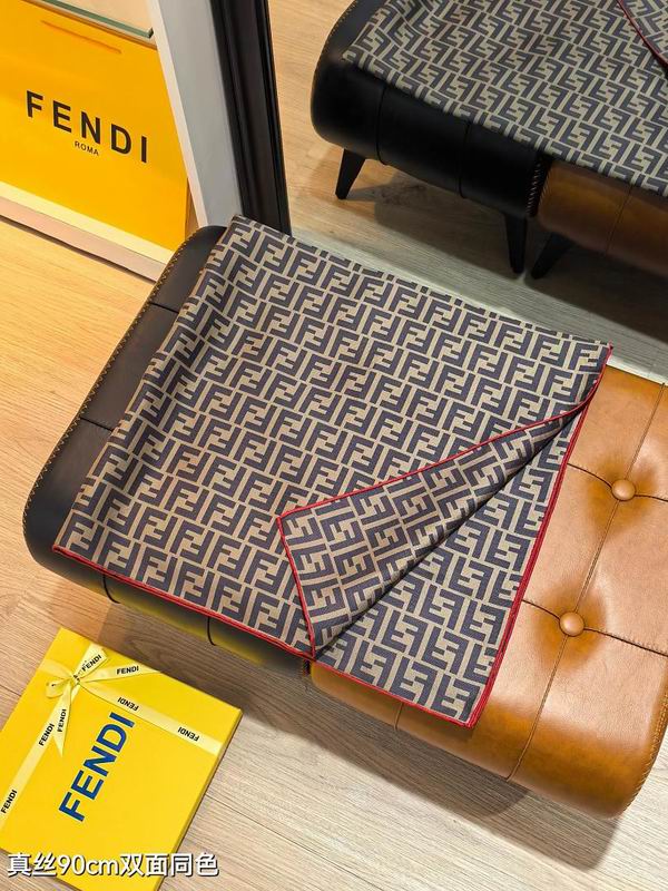 Fendi silk scarf hm (24)