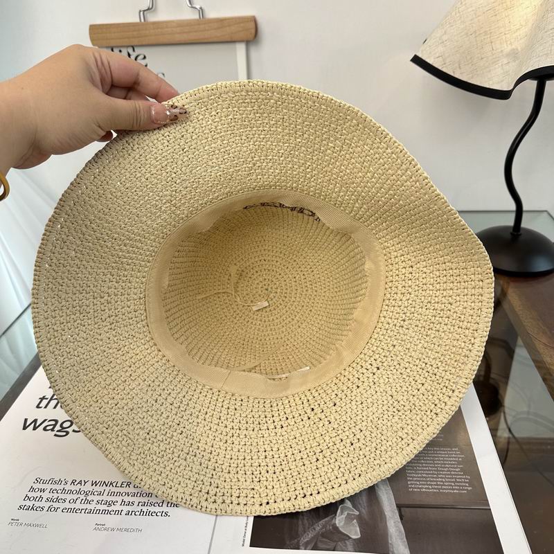 Fendi top hat (1017)