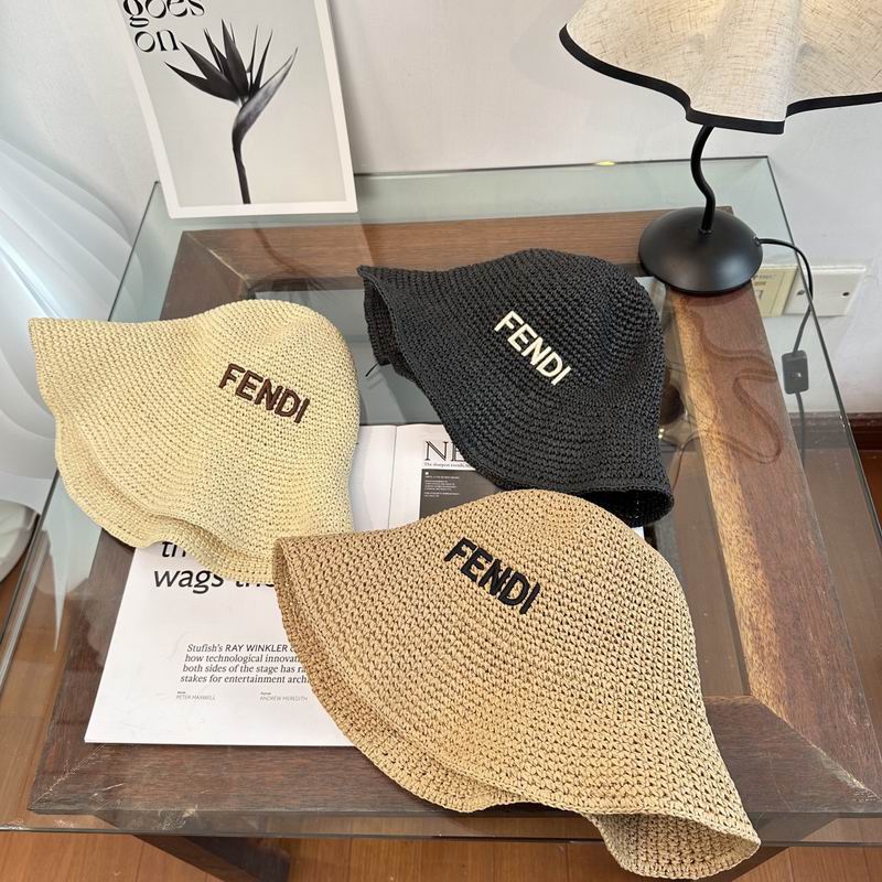Fendi top hat (1027)