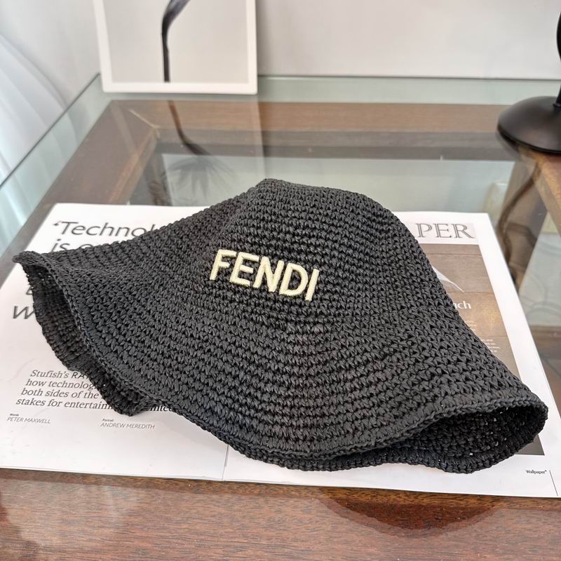Fendi top hat (1036)