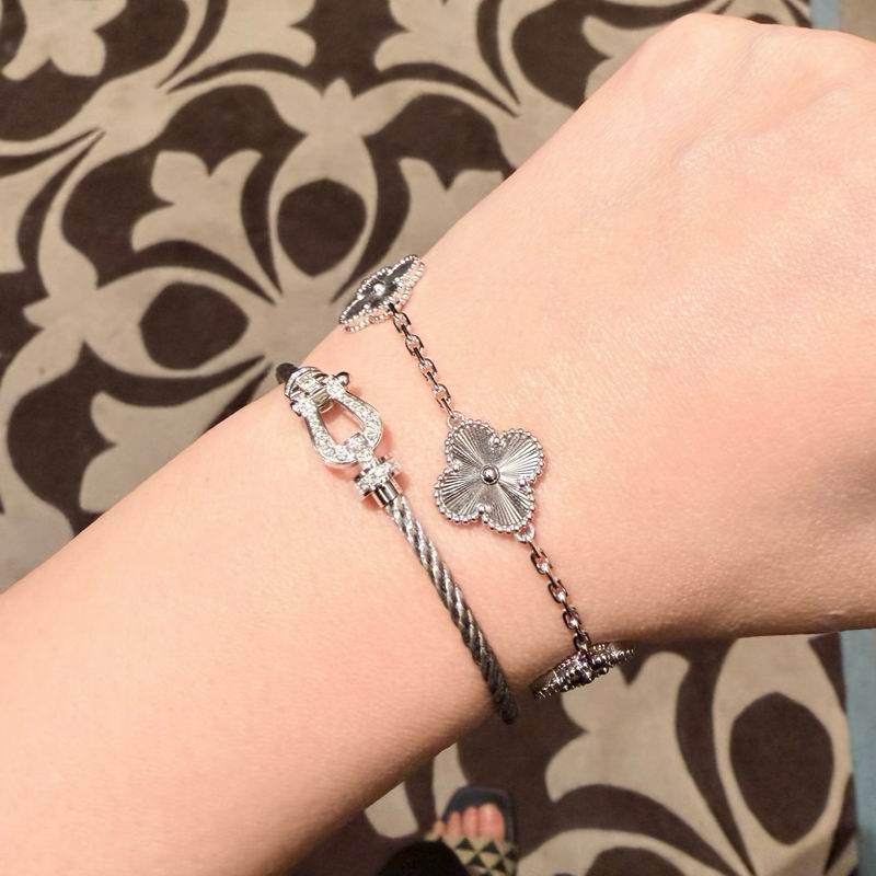 Fred  Bracelet  05yxs02 (7)