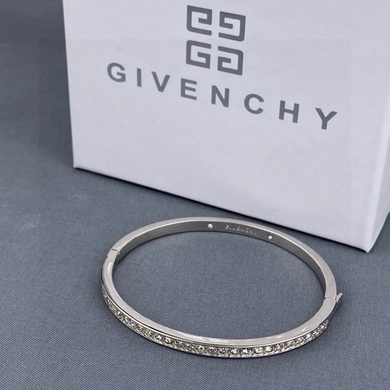 Givenchy  Bracelet  03yxs01 (12)