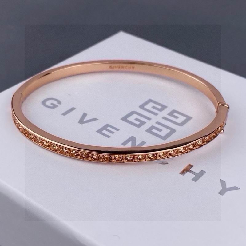 Givenchy  Bracelet  03yxs01 (4)