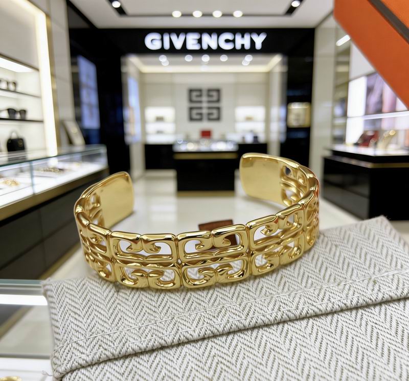 Givenchy  Bracelet  03yxs03 (6)