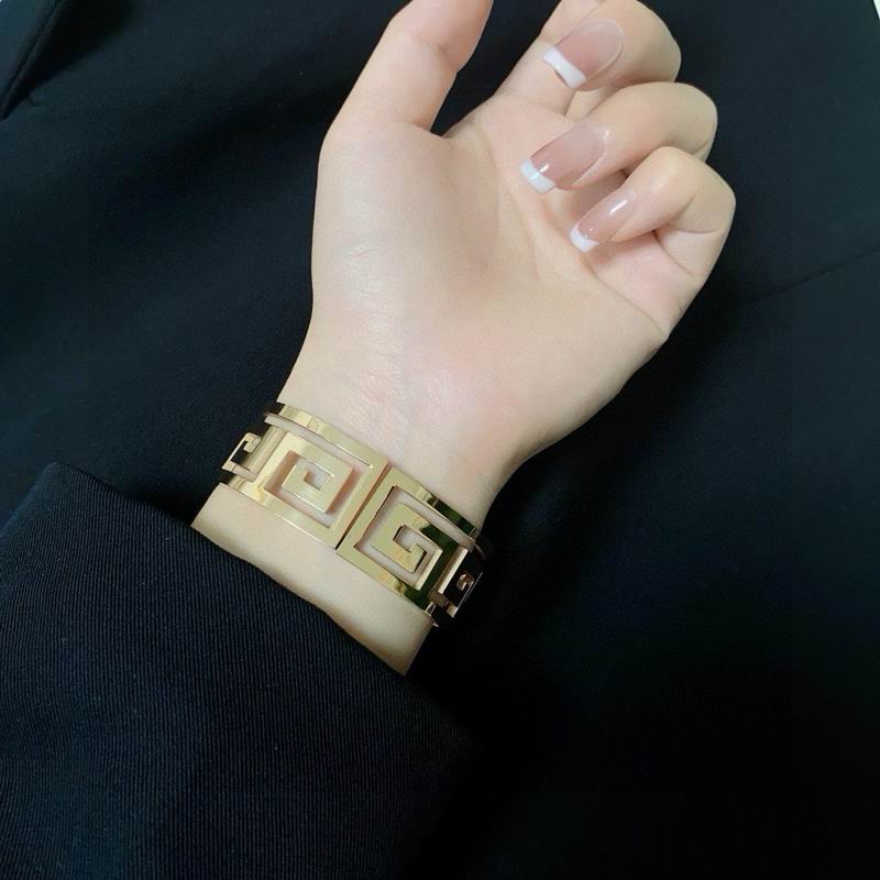 Givenchy  Bracelet  03yxs04 (9)