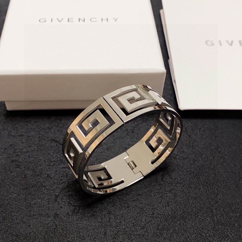 Givenchy  Bracelet  04yxs05 (1)