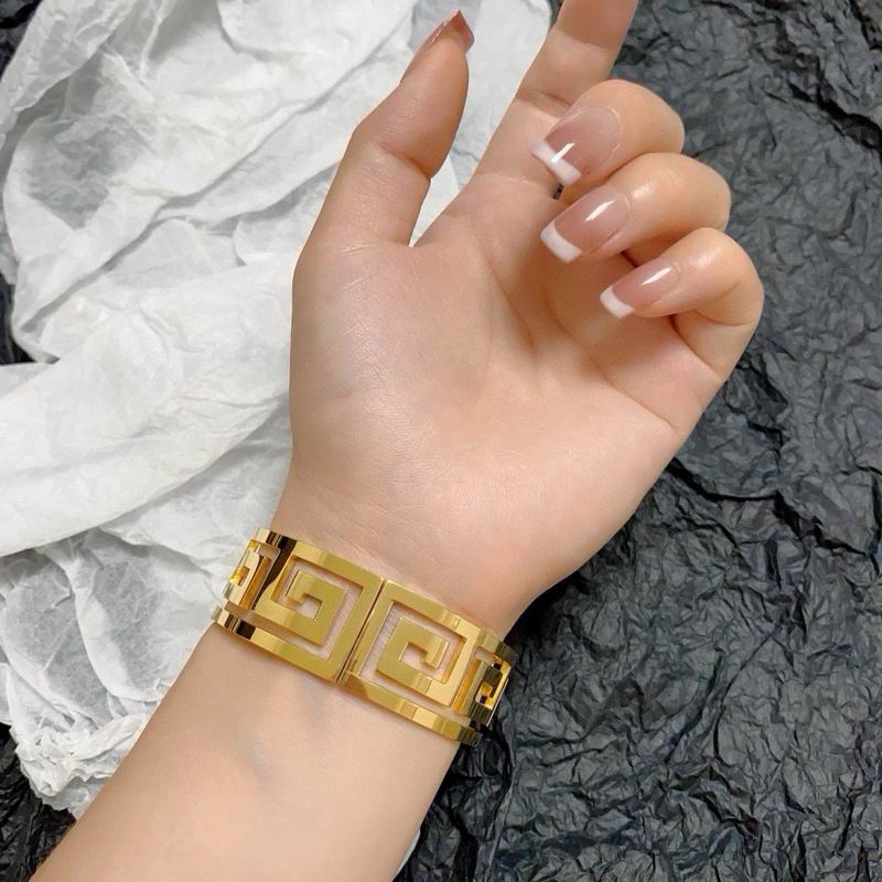 Givenchy  Bracelet  04yxs05 (8)
