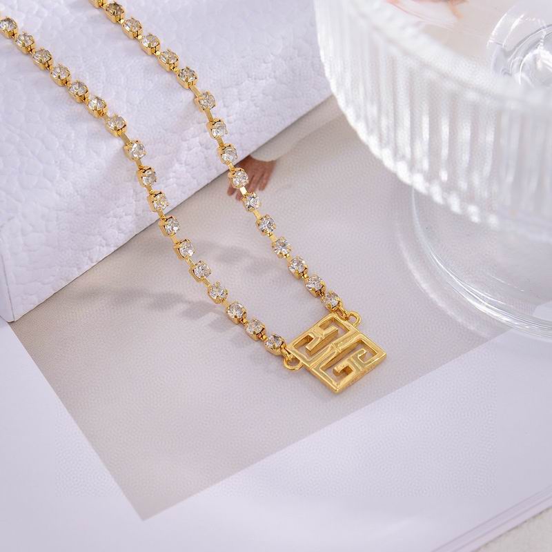 Givenchy  Necklace 02yxs01 (4)