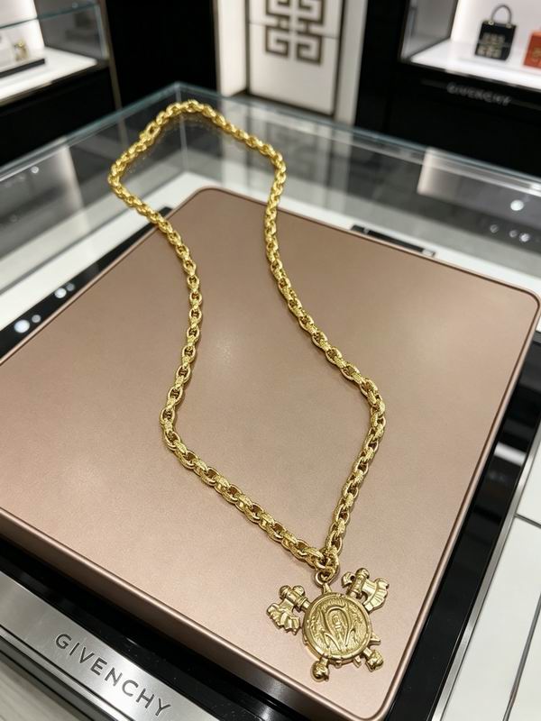 Givenchy  Necklace 05yxs07 (4)