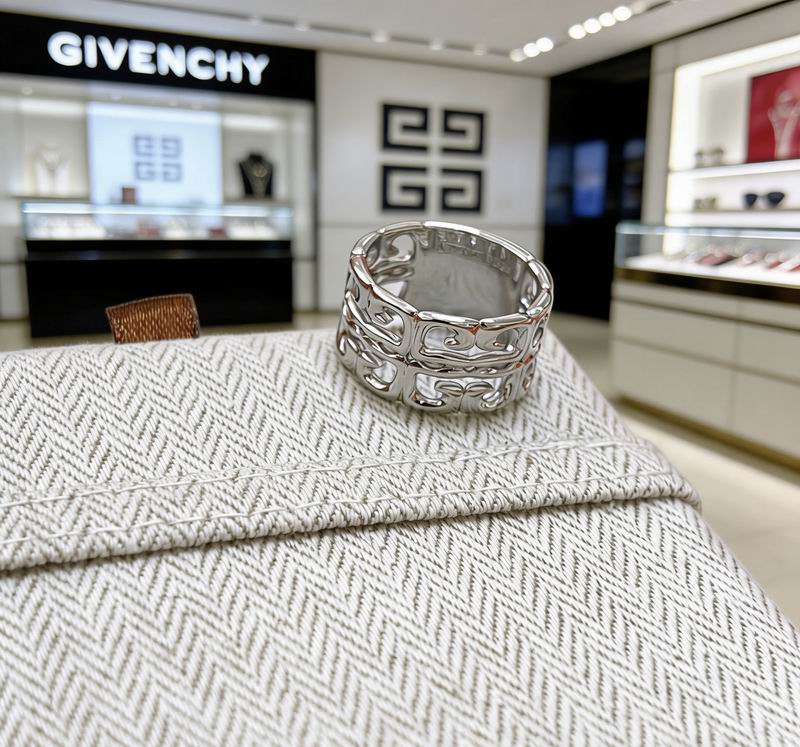 Givenchy  Ring 03yxs01 (5)