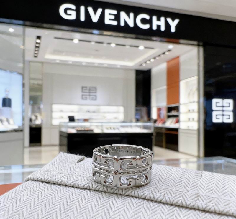 Givenchy  Ring 03yxs01 (6)