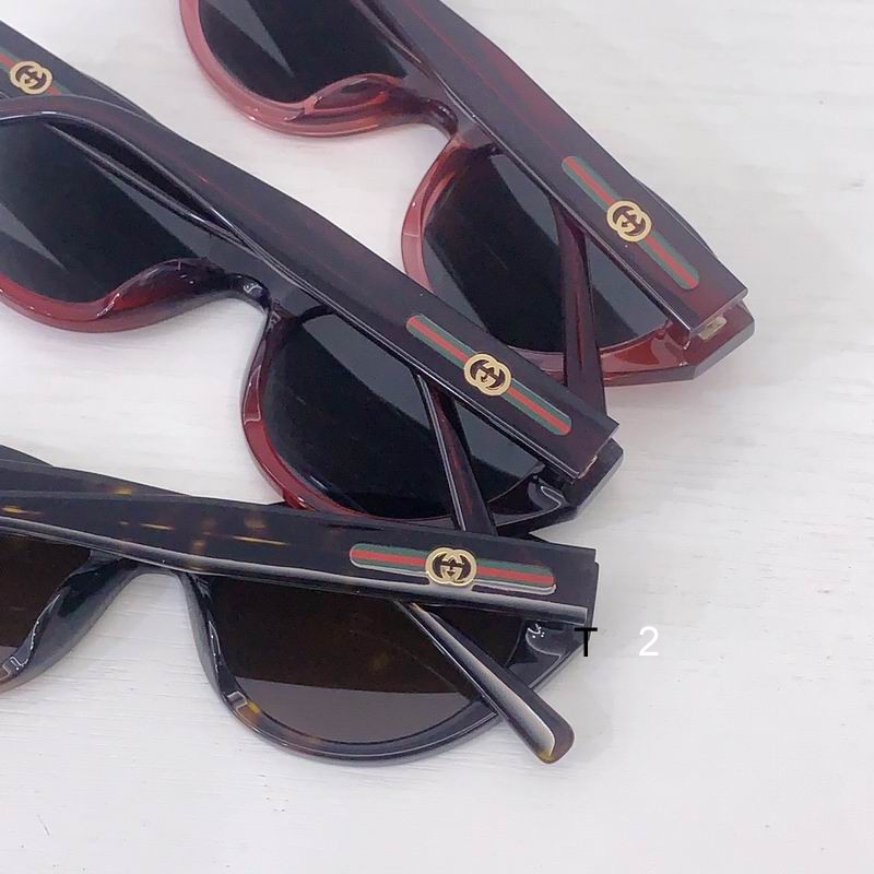 Gucci  GG2105S 52 20-145 b08