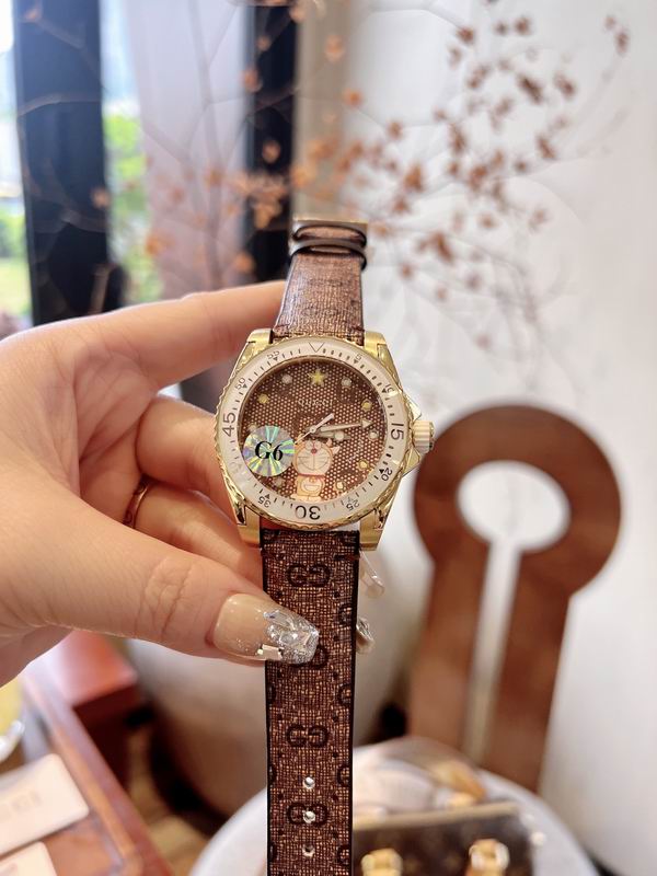 Gucci 40mm 50 (7)