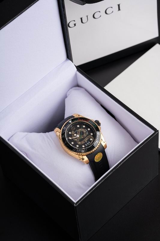 Gucci 40mm 52 (9)