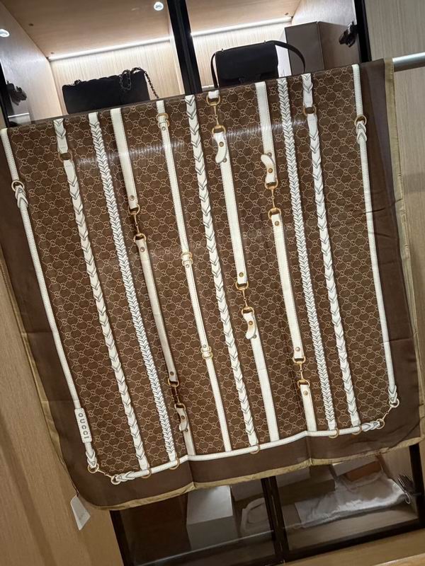 Gucci scarf 90-180cm E28 (3)