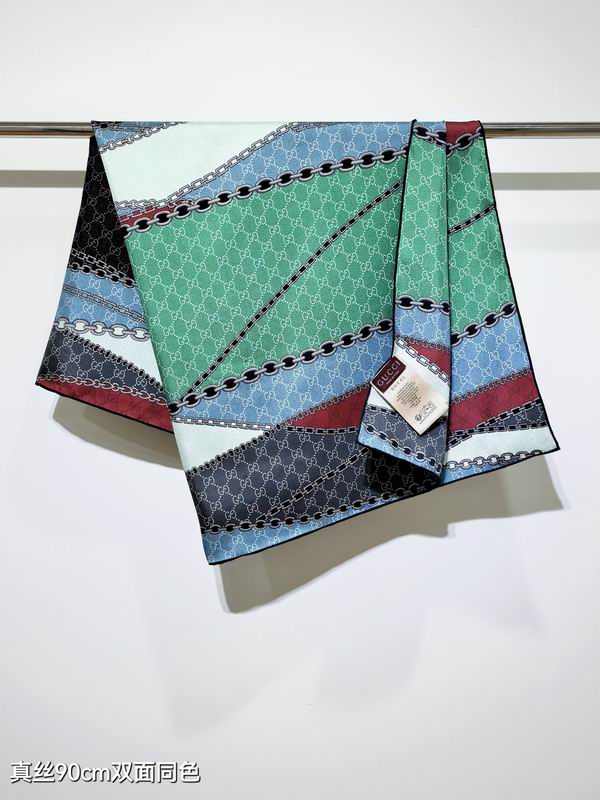 Gucci silk scarf 90X90cm E21 (3)