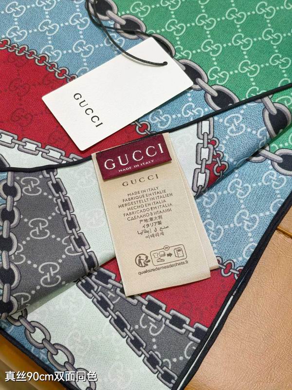 Gucci silk scarf 90X90cm E21 (5)