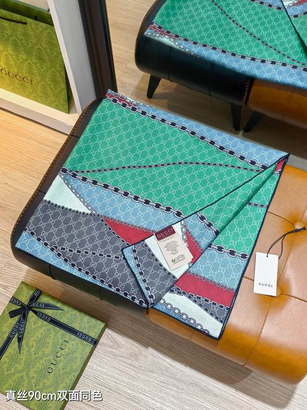Gucci silk scarf 90X90cm E21 (8)
