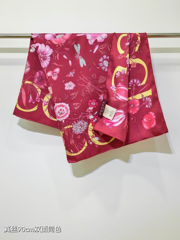Gucci silk scarf 90X90cm E23 (12)