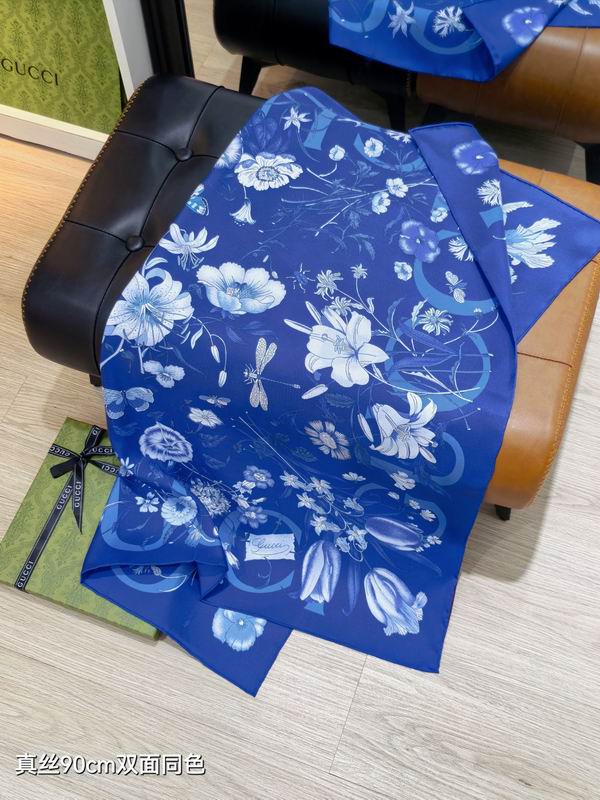 Gucci silk scarf 90X90cm E23 (6)