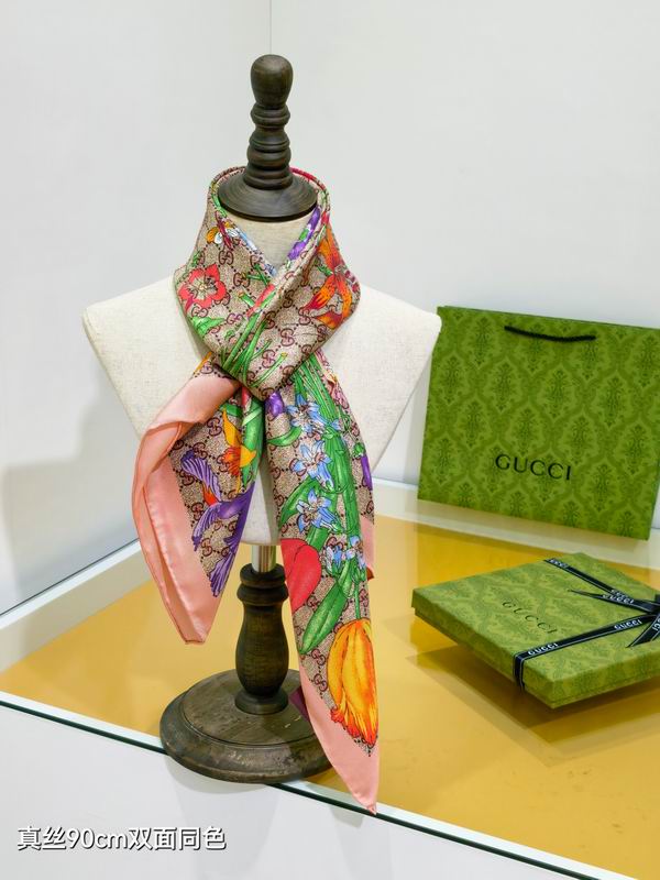 Gucci silk scarf 90X90cm E24 (4)