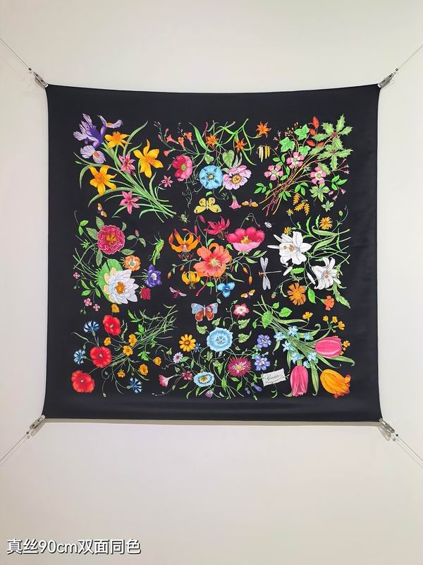 Gucci silk scarf hm (17)