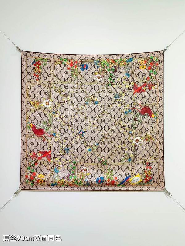 Gucci silk scarf hm (56)