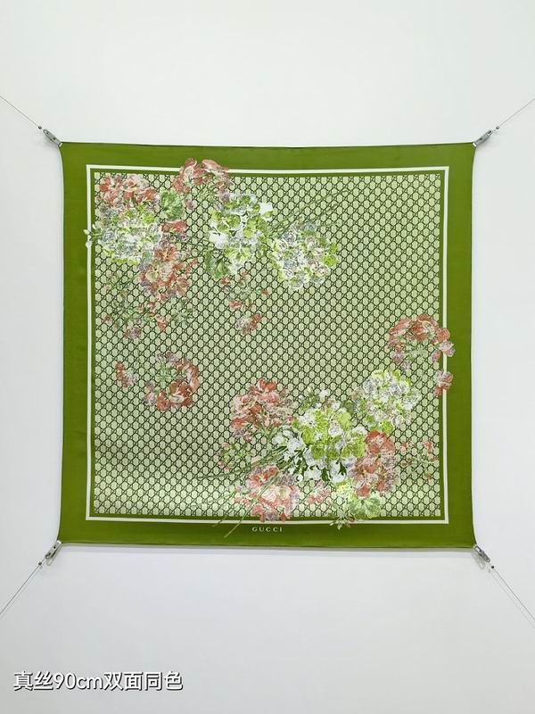 Gucci silk scarf hm (92)