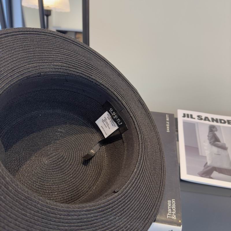 Gucci top hat (535)