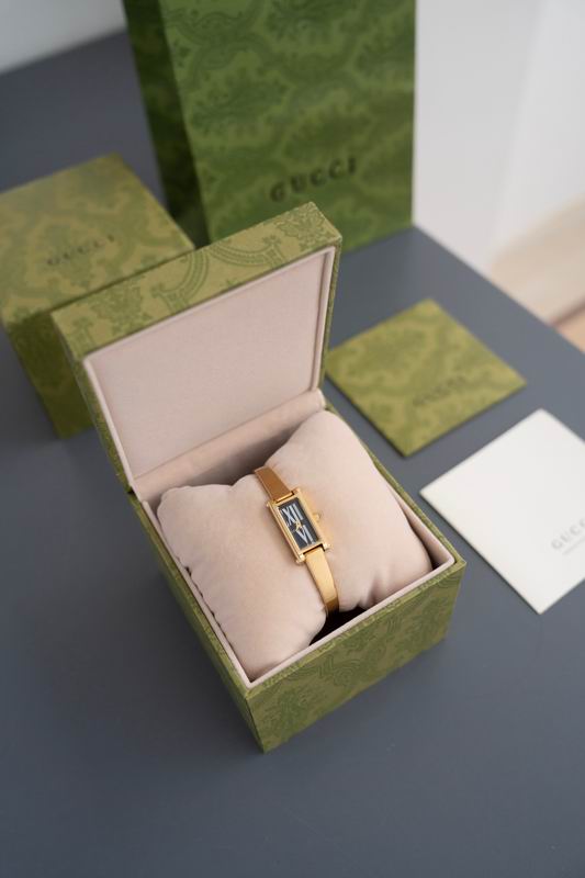 Gucci watch 10 (36)