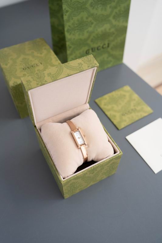 Gucci watch 11 (17)