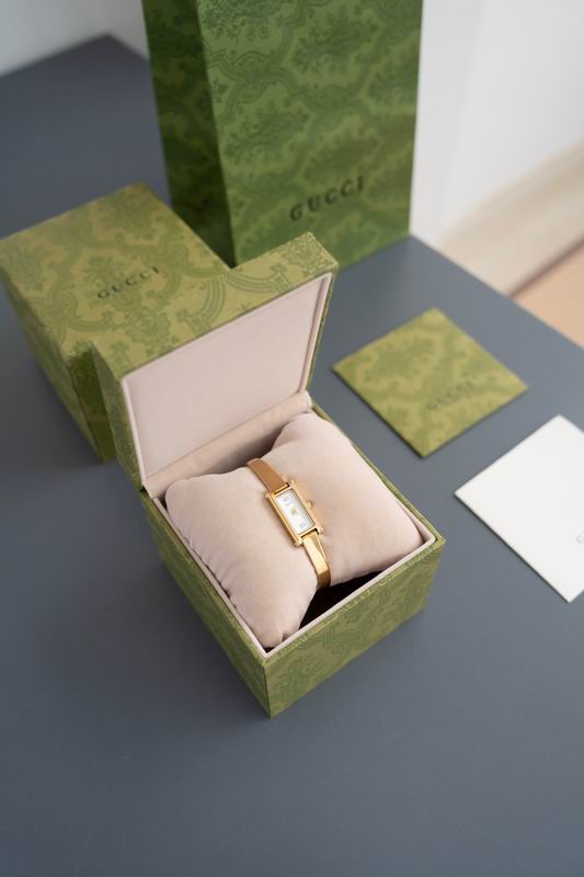 Gucci watch 11 (26)