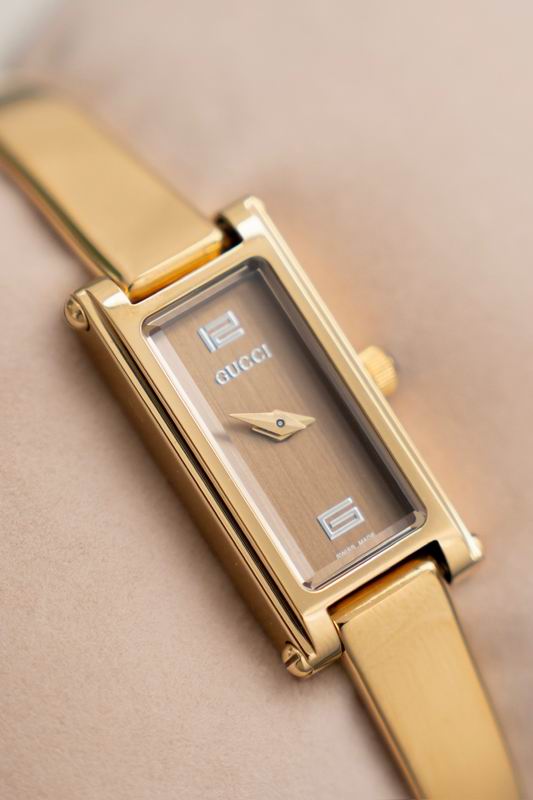 Gucci watch 11 (42)