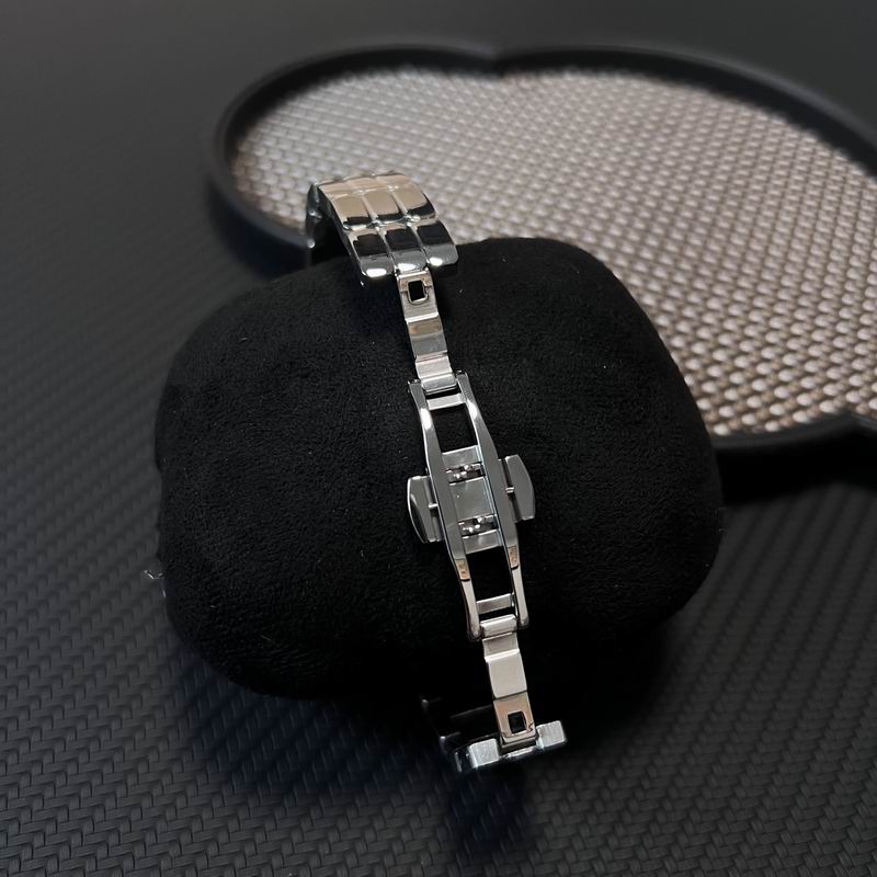 Hermes 20mm 17 (3)